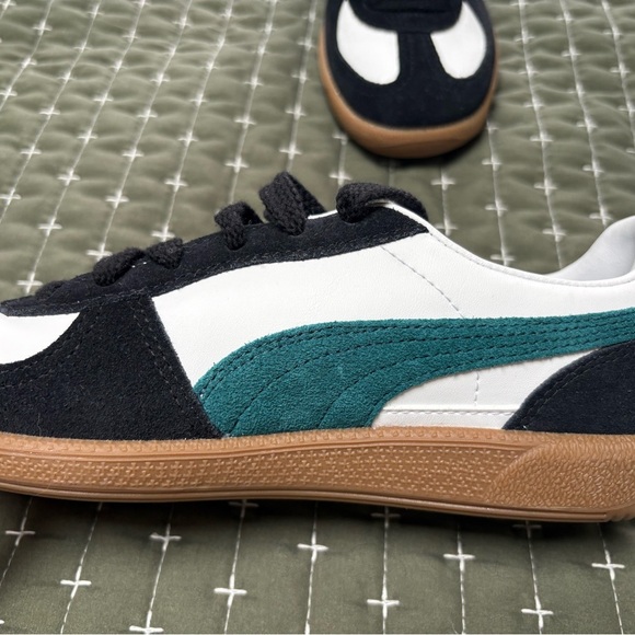 Puma Palermo Black White Green Sneakers Sz 5 NWT - Picture 4 of 9
